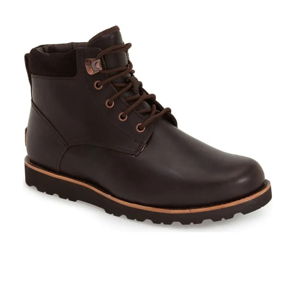 UGG -Seton Waterproof Chukka Boot